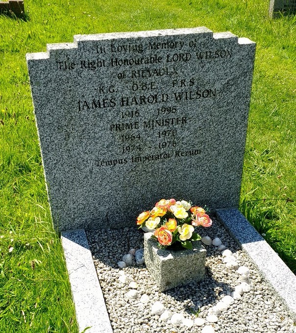 Sir Harold Wilsons grave